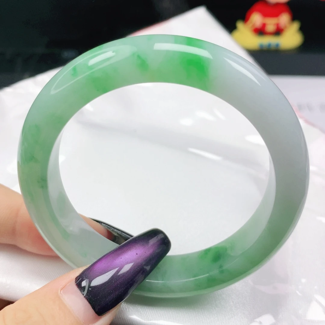 未镶嵌手镯（贵妃镯）翡翠翡翠54.0胶润飘阳绿正圈