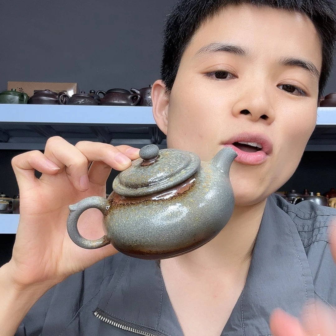 茶壶底槽青民间手艺人全手工制作