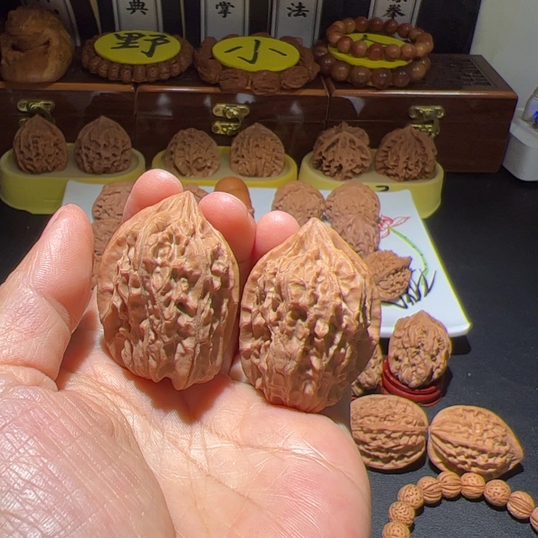 青***穆把件文玩核桃秦墩