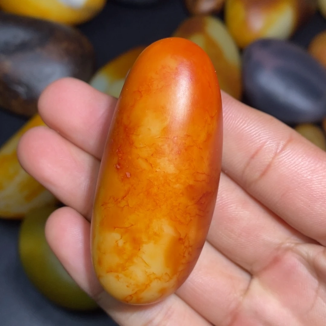 和田玉未镶嵌珠宝奇石