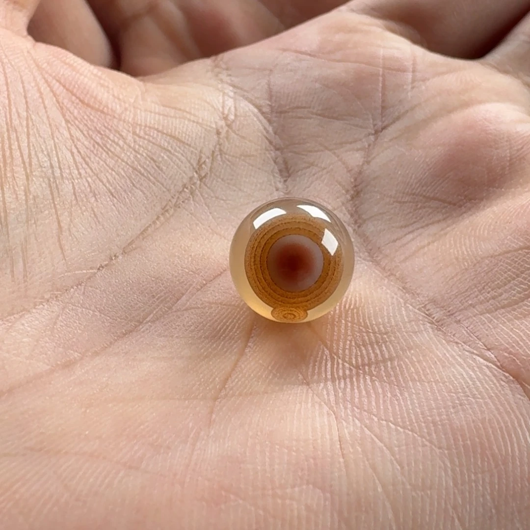 南红玛瑙未镶嵌天眼圆珠11.5