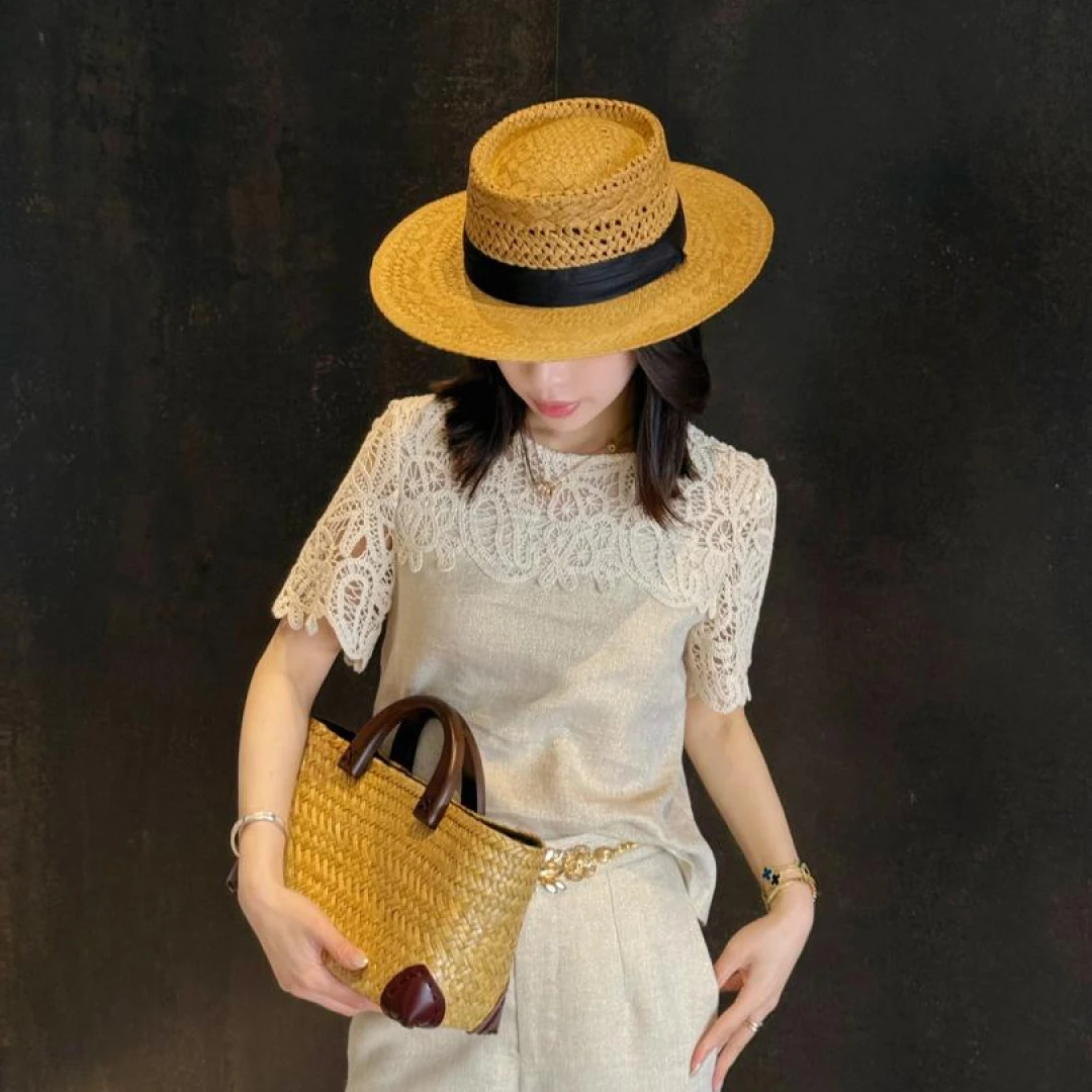 LUXURYMEMO【花园套装】2025年夏季镂空蕾丝衫亚麻神裤高级感气质