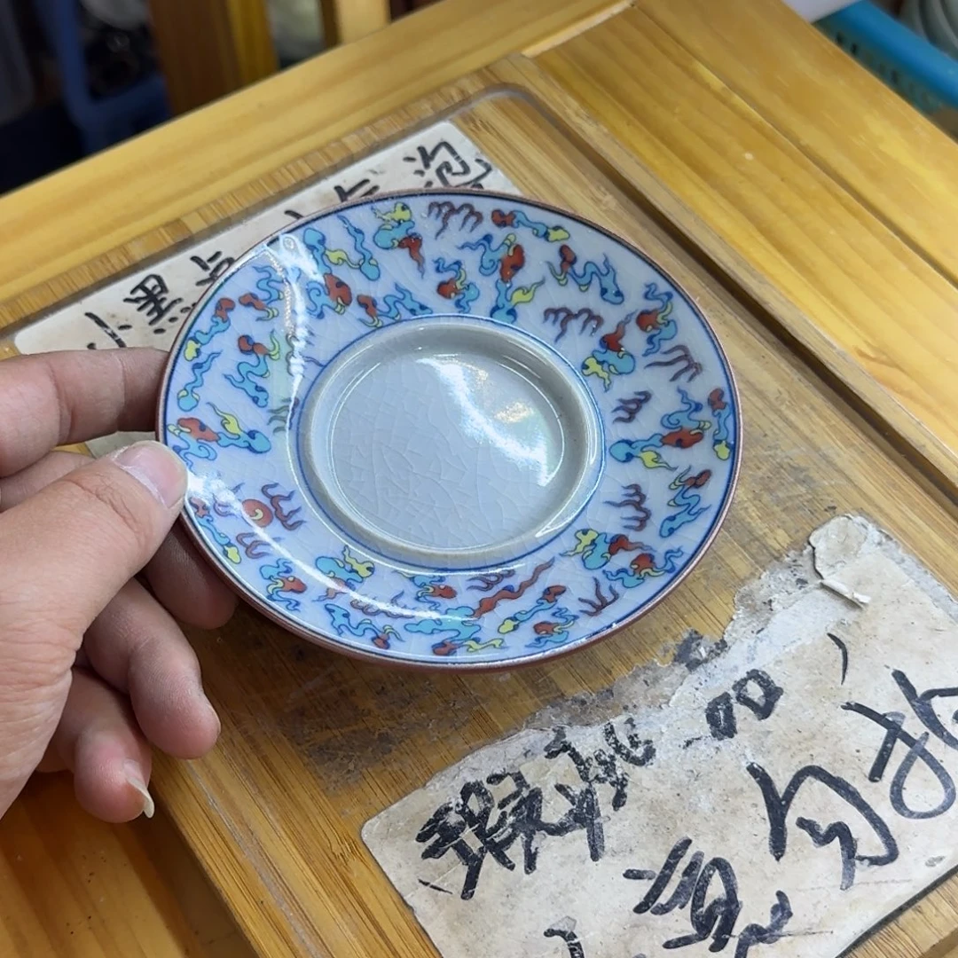 微瑕疵介意勿拍陶瓷器皿B147