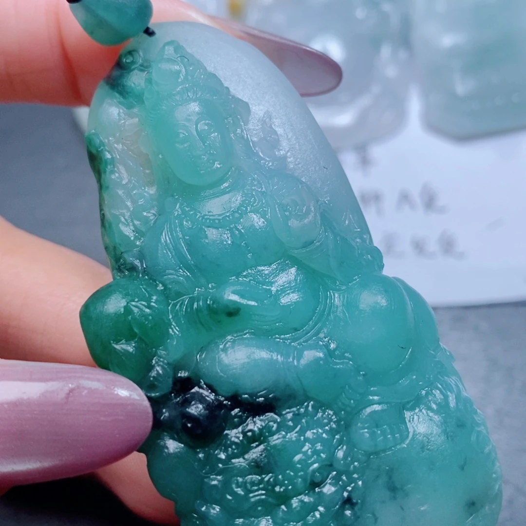 飞***飞定制翡翠未镶嵌吊坠