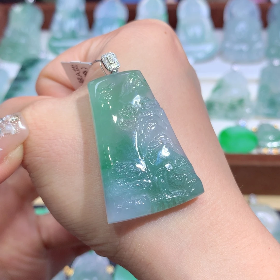 吊坠(不含链)18K金镶嵌翡翠天然缅甸A货翡翠揭阳工山水牌