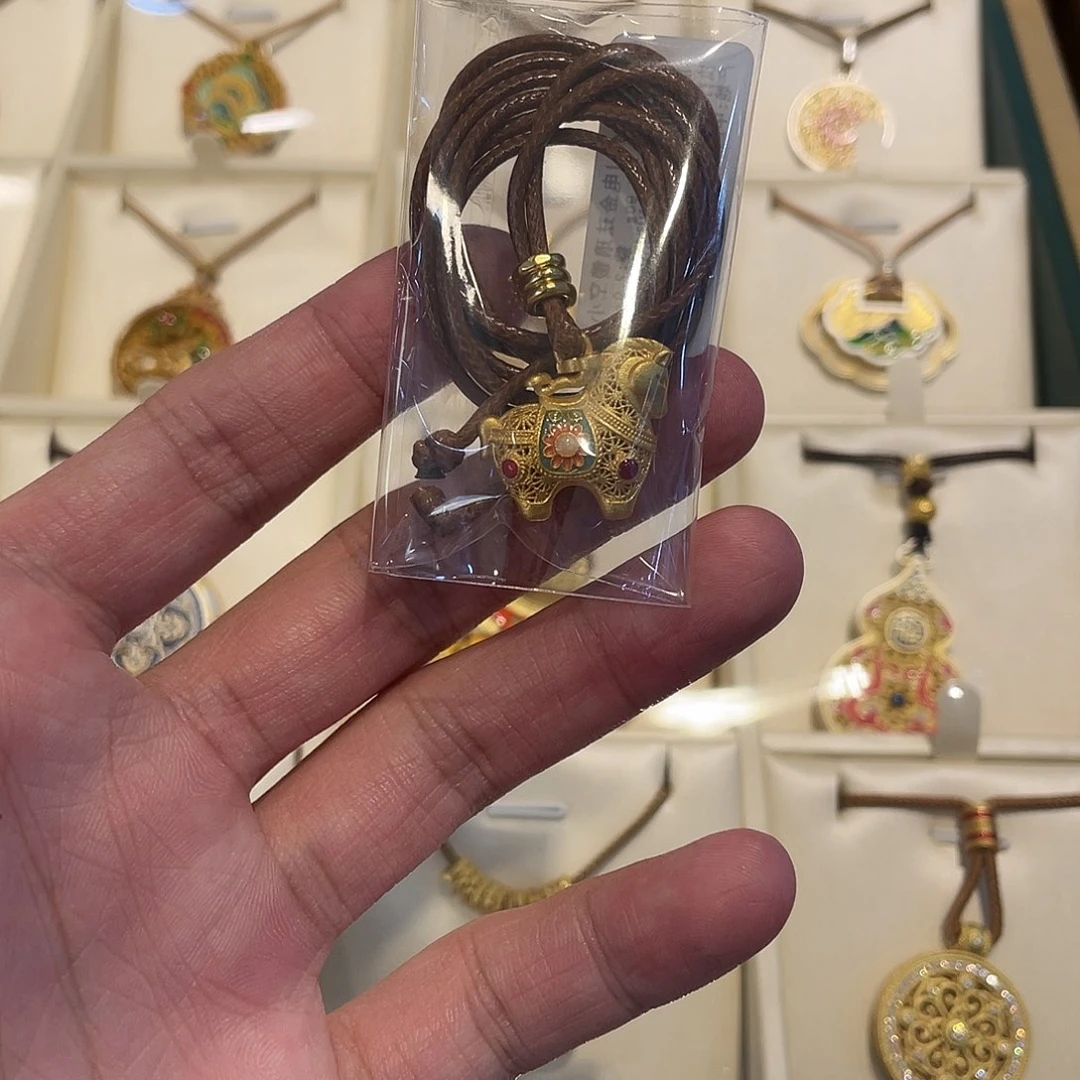 珐琅足银小马吊坠