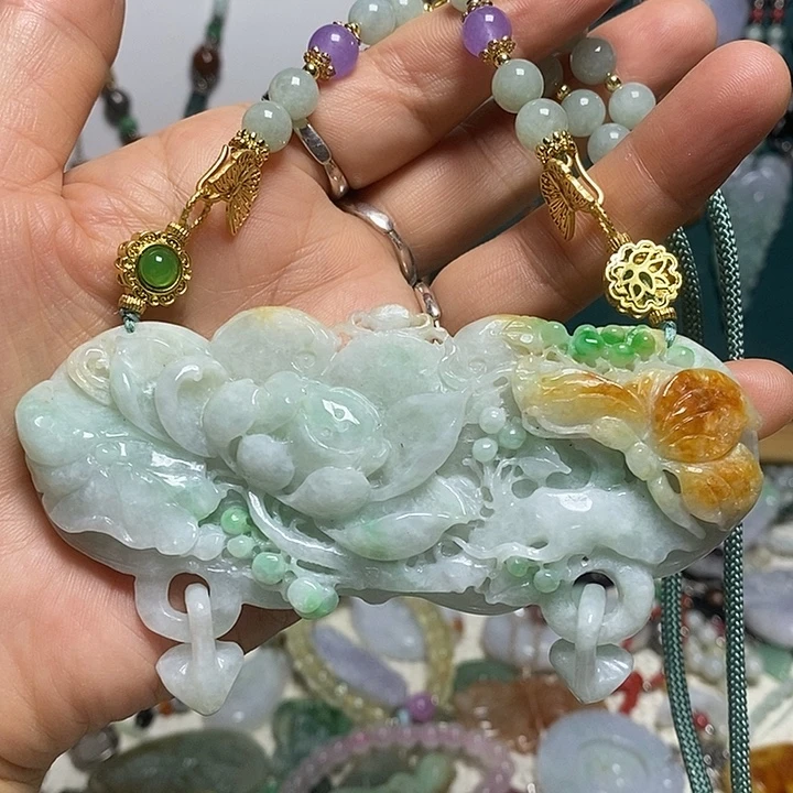 吊坠(赠链)未镶嵌翡翠
