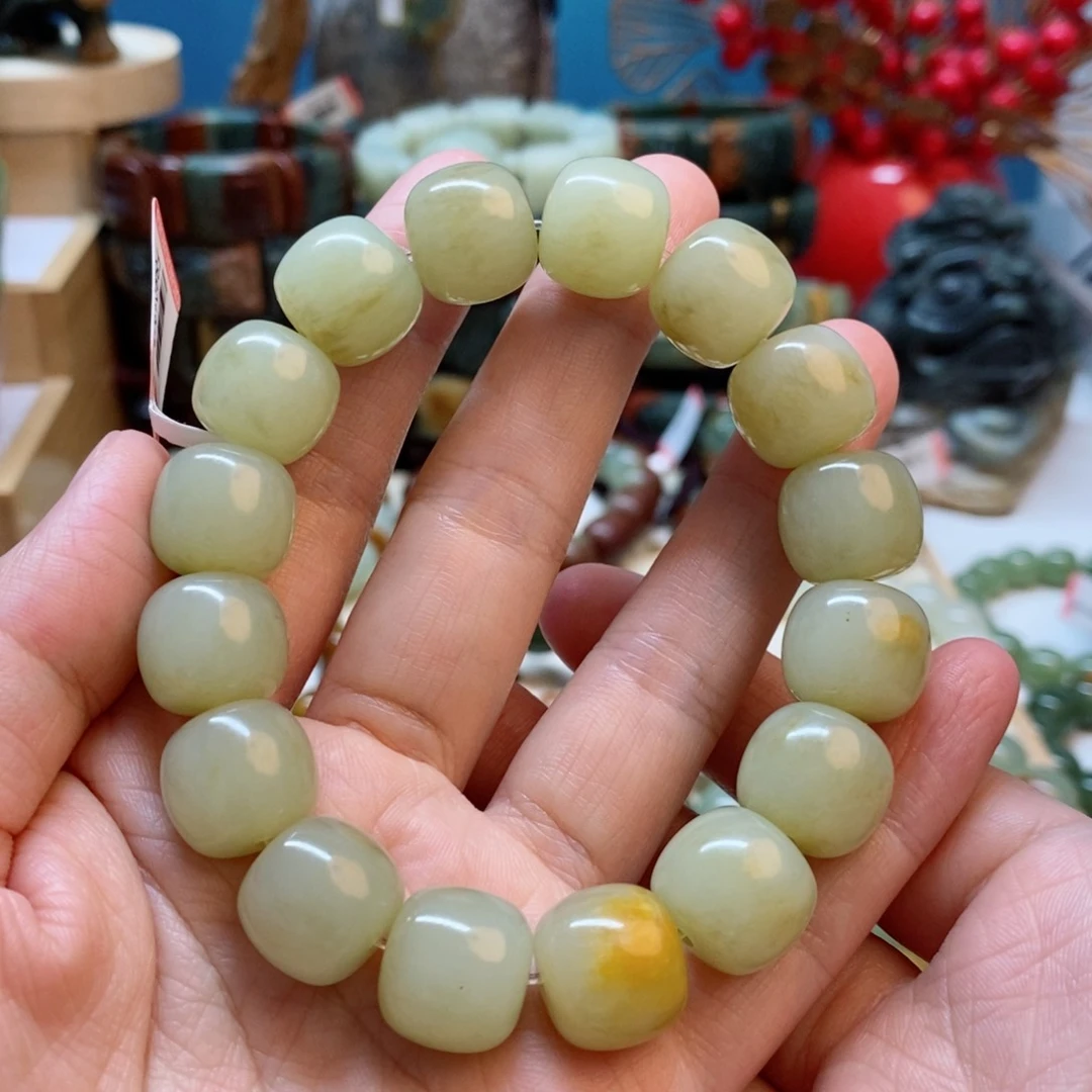 透闪石质玉手串未镶嵌