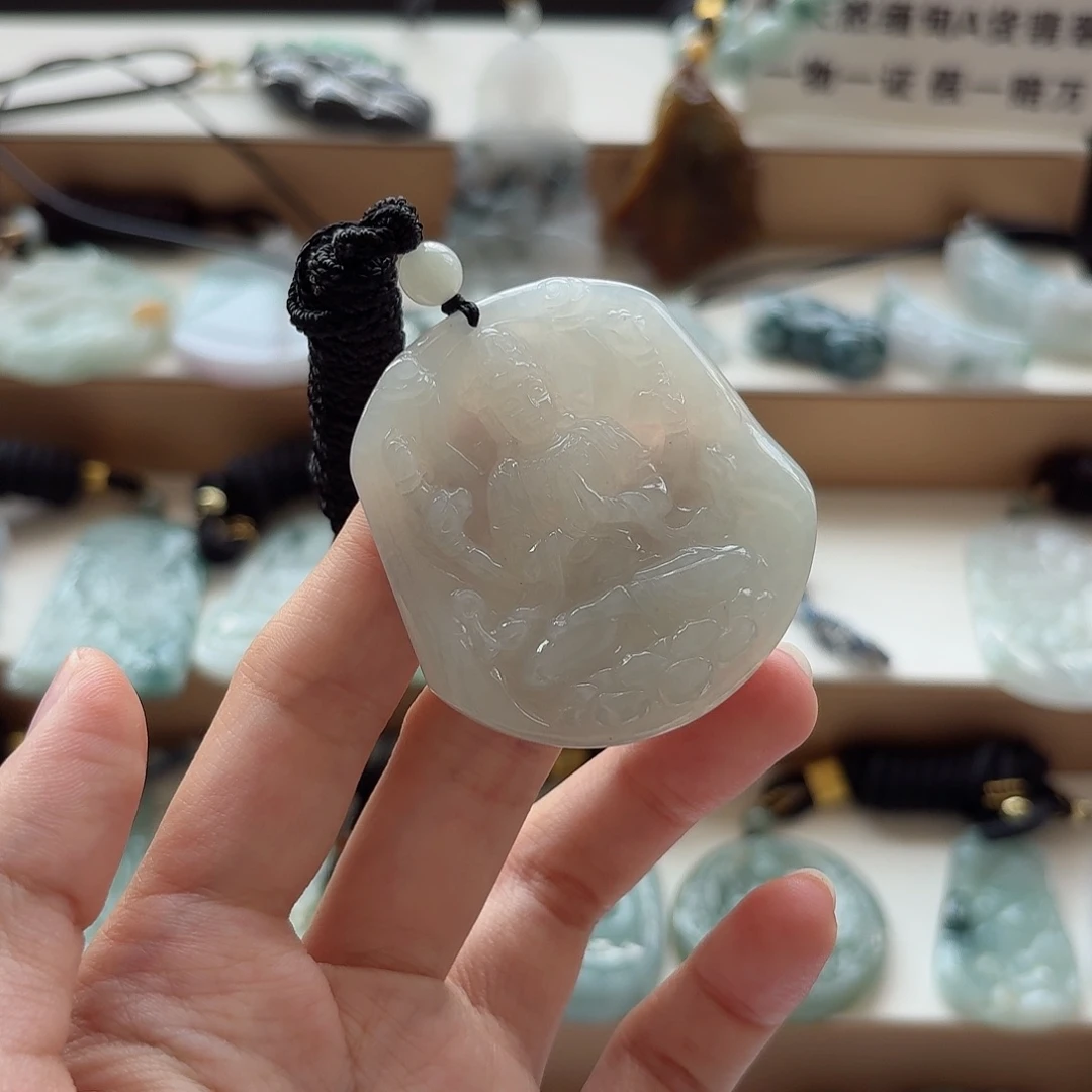 颈饰未镶嵌翡翠翡翠