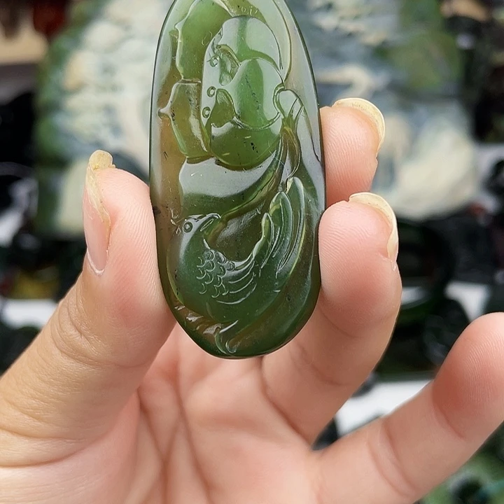 未镶嵌蛇纹石玉颈饰泰山玉和和美美