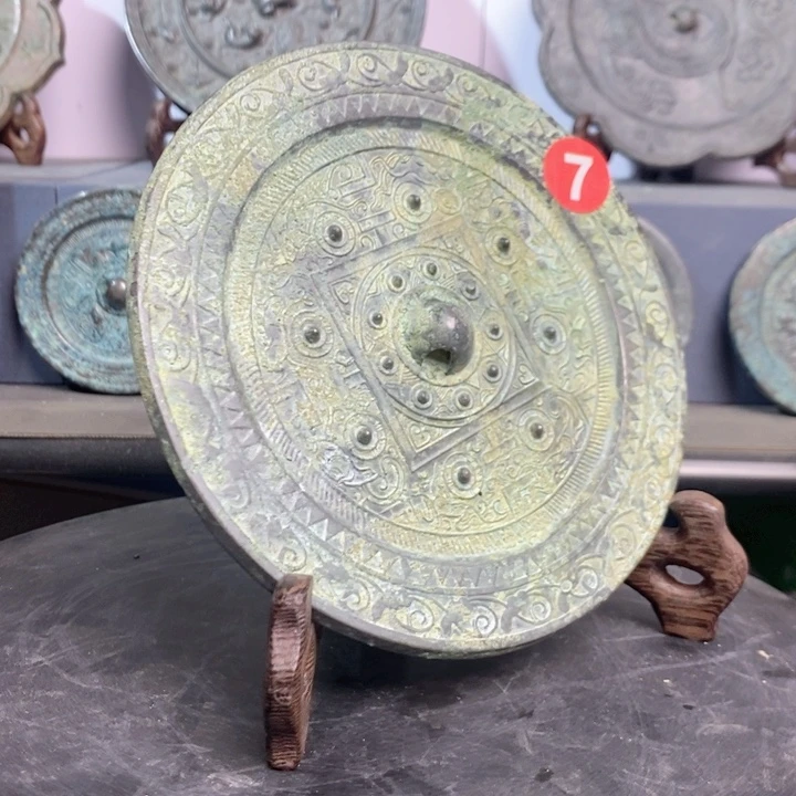 规矩纹铜镜14.5厘米左右