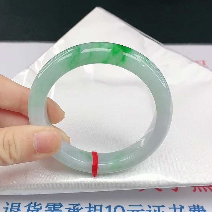 翡翠手镯未镶嵌翡翠880有纹
