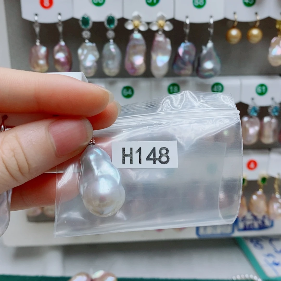 布***格淡水珍珠其他银S925镶嵌