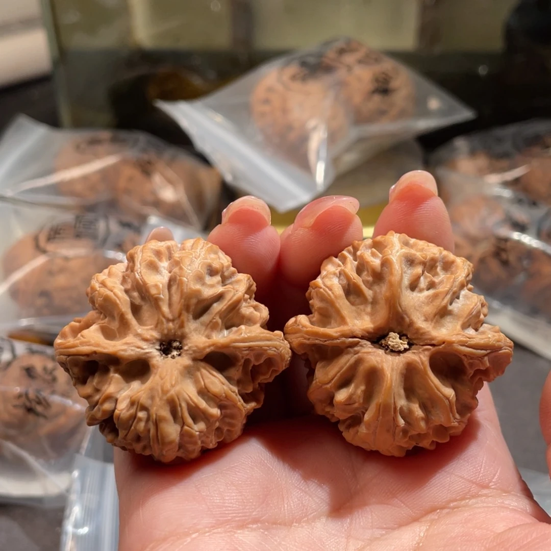 文玩核桃吊坠-****空42苹果