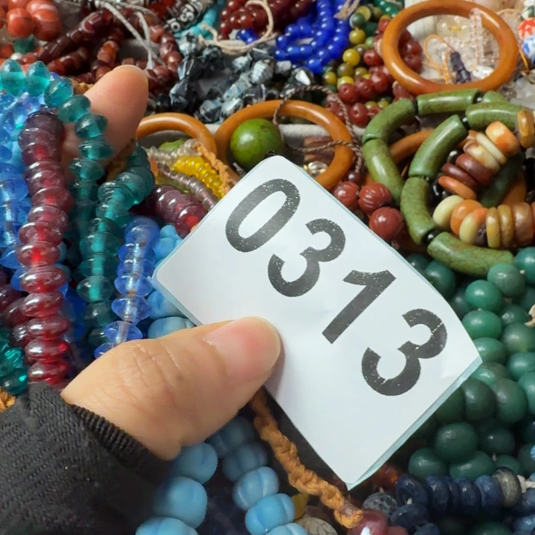 二***爷玛瑙/玉髓未镶嵌颈饰