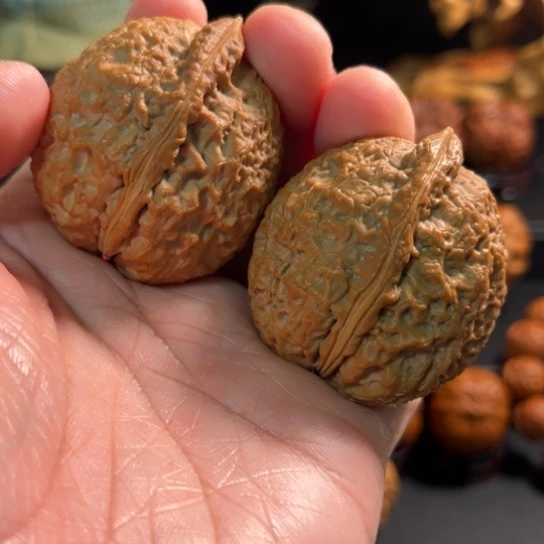 核***1文玩核桃吊坠罗汉头