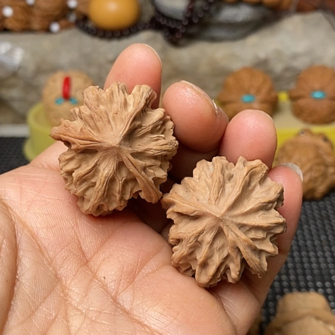 【闪购商品】把件文玩核桃三棱35送打底