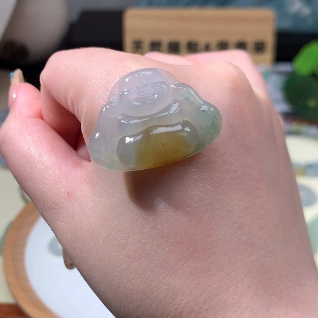 定制翡翠未镶嵌佛公