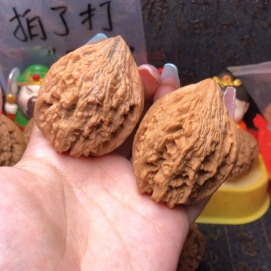 吊坠文玩核桃大沽石