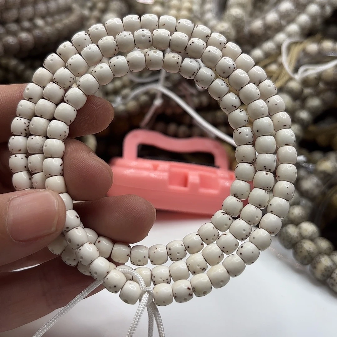 菩***罗星月菩提手串65头条