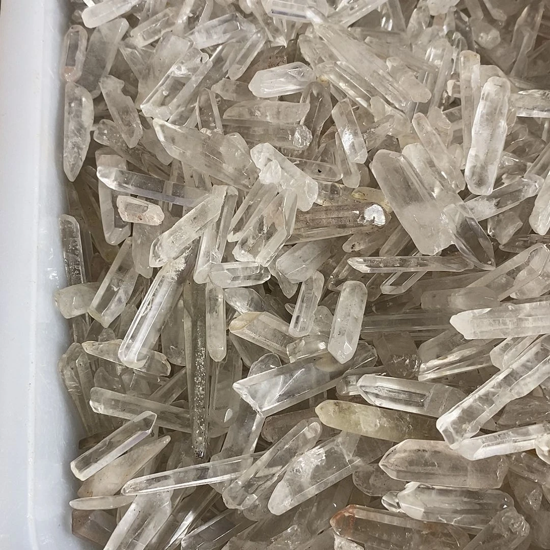 邱***龙未镶嵌珠宝半成品水晶