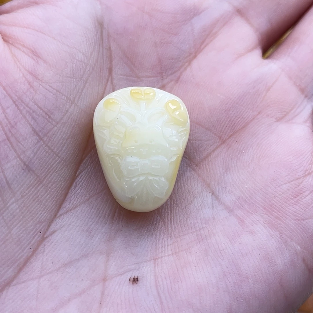 琥珀未镶嵌吊坠(不含链)