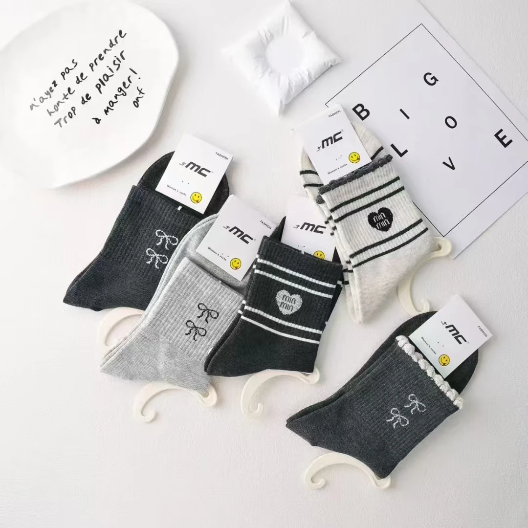 秋冬新款女士中筒棉袜百搭女潮袜