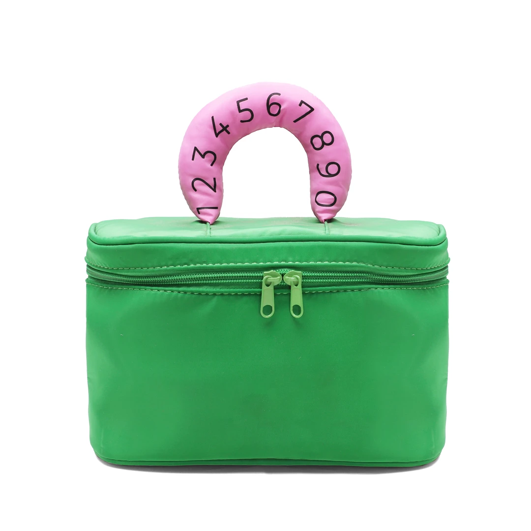 Discoverrevive2025新款分层设计收纳hotdog bag防水化妆包9668