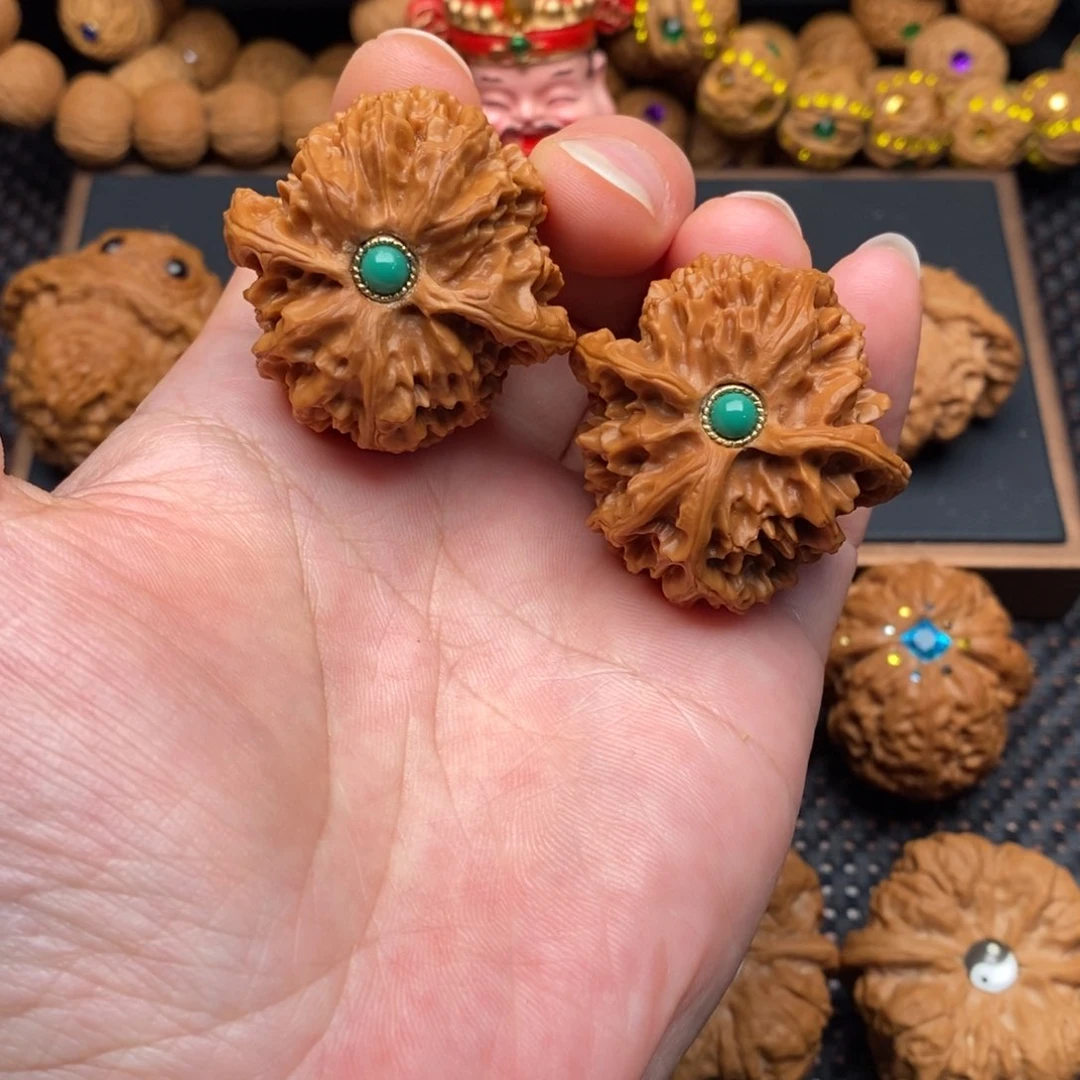 文玩核桃把件镶嵌款苹果园39尺漏