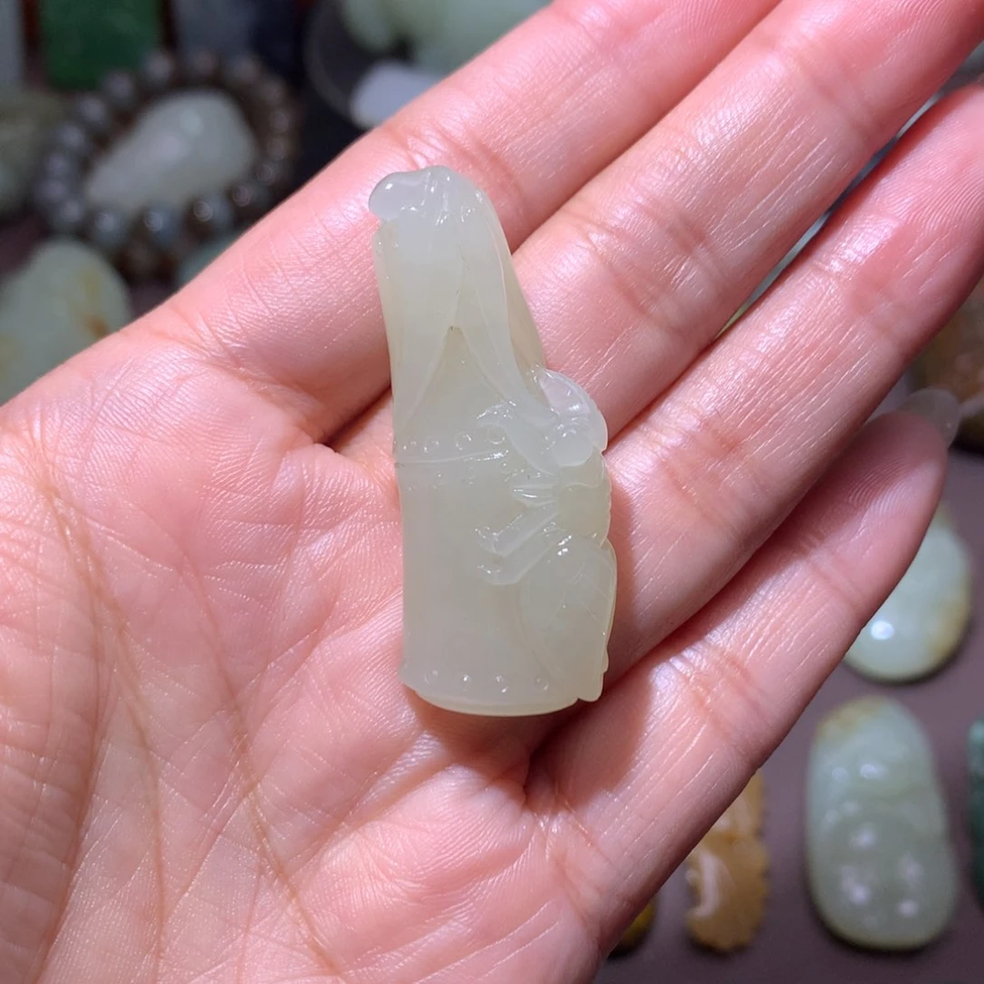 颈饰未镶嵌和田玉