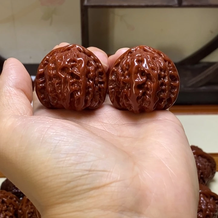 文玩核桃把件M**泽白狮子