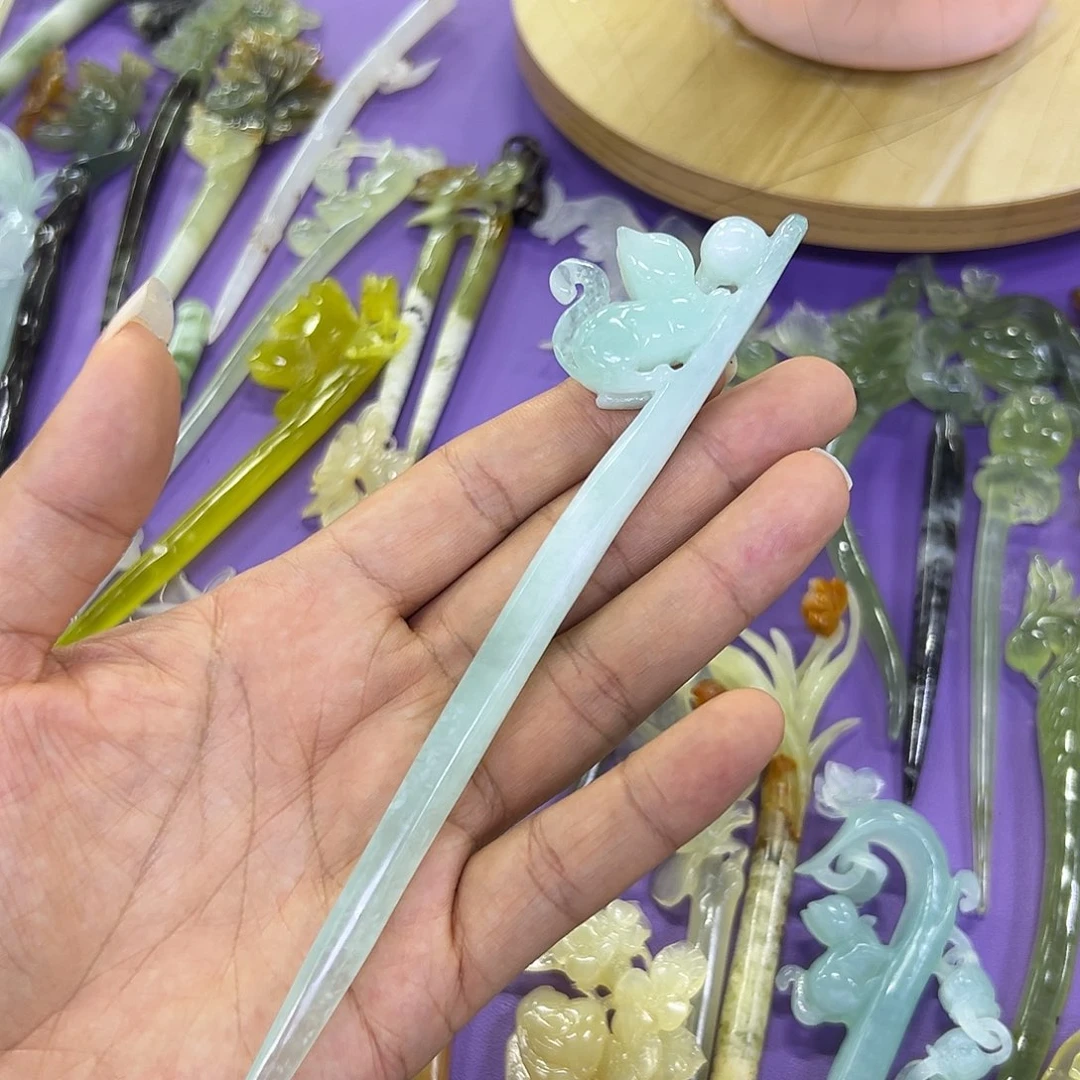 未镶嵌蛇纹石玉猫猫?**✨