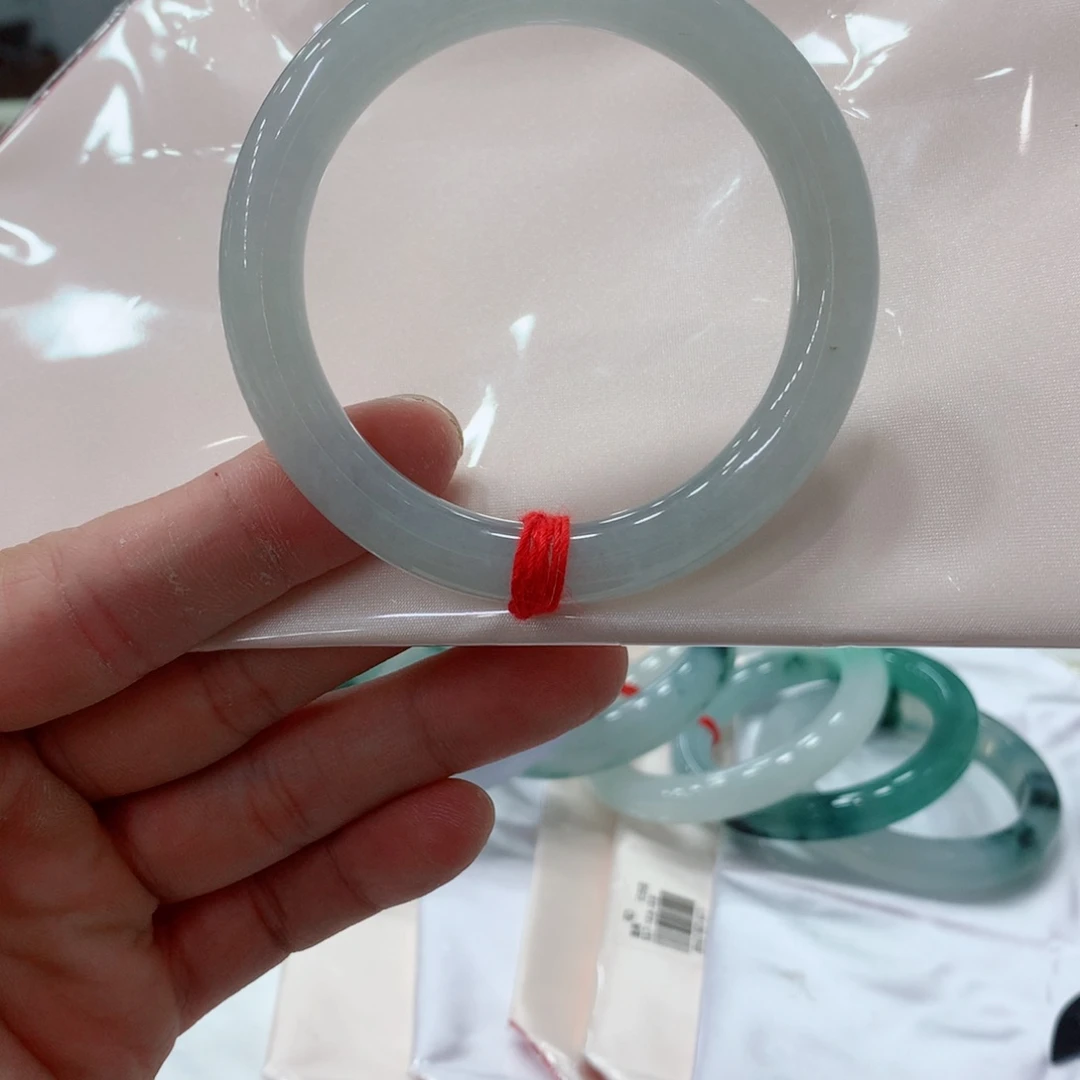 翡翠手镯未镶嵌北*翡翠