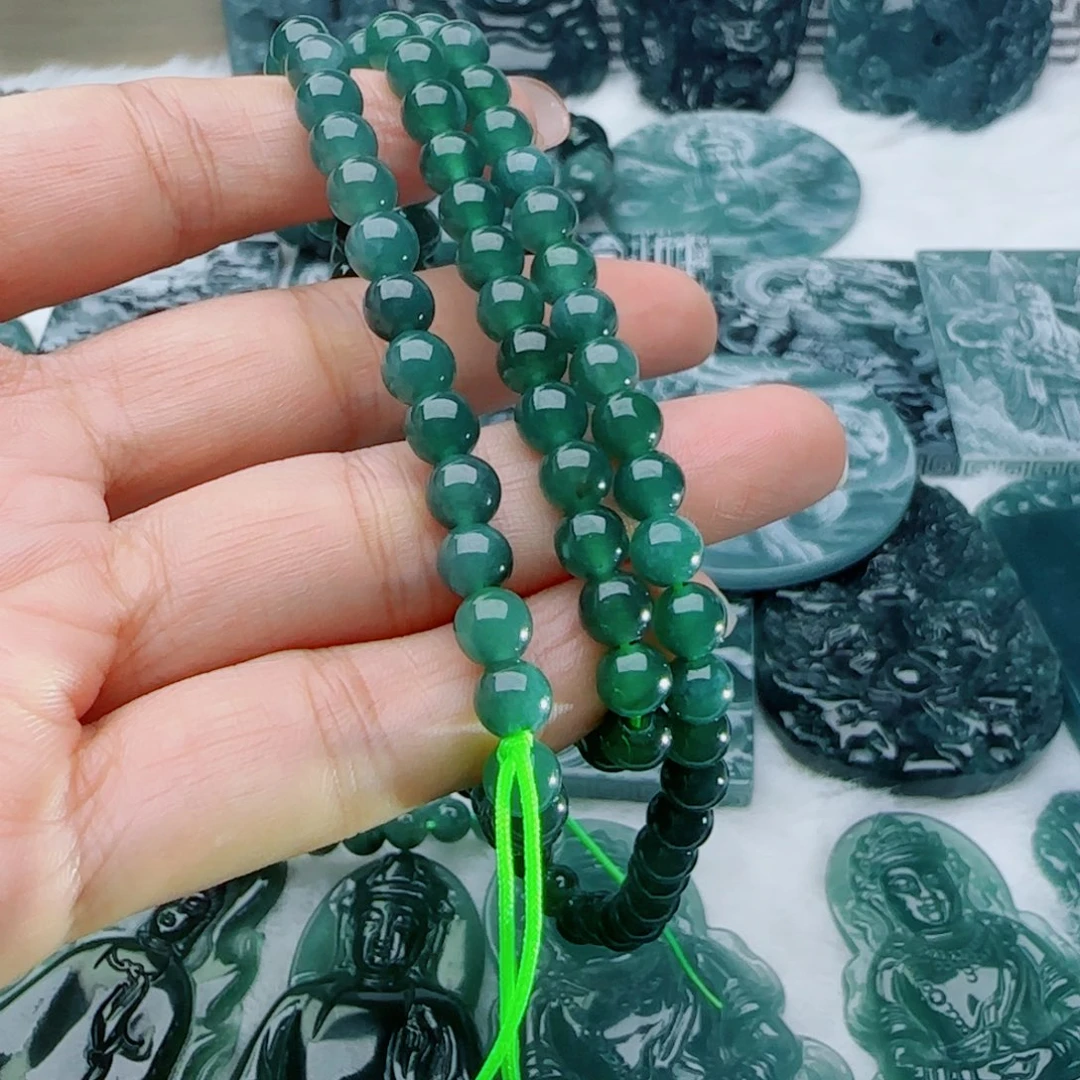 颈饰未镶嵌翡翠多样性发货天然的A货翡翠
