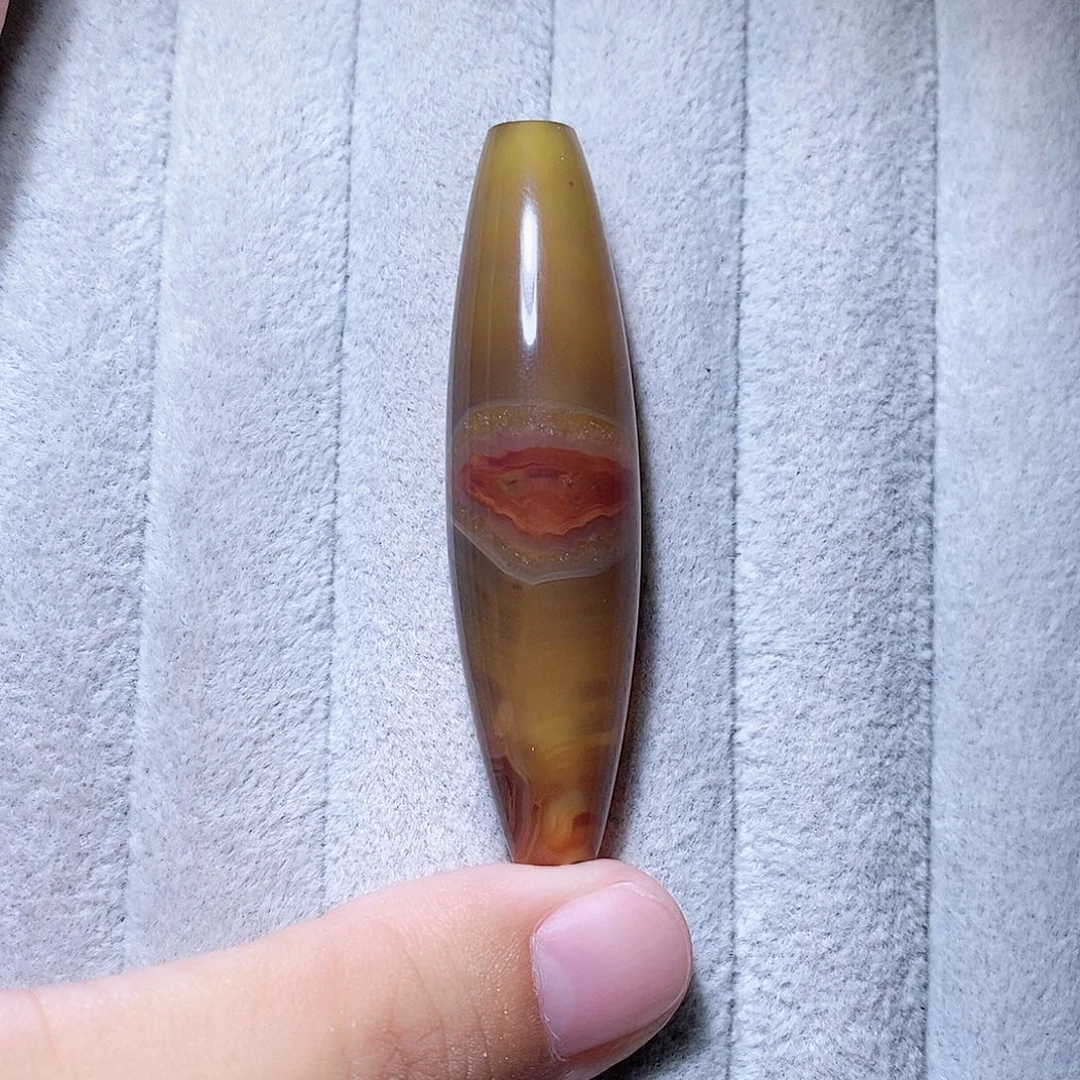 未镶嵌颈饰玛瑙/玉髓张*