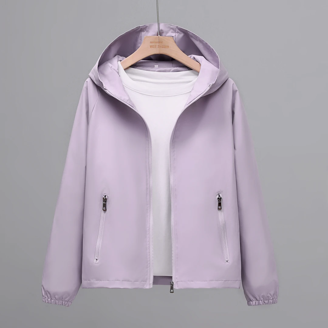 女士冲锋衣外套新款宽松大码潮流百搭女士连帽夹克透气秋季女外套