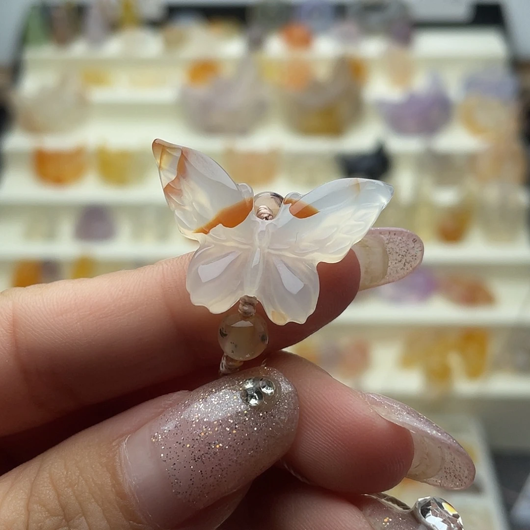 温***萍玛瑙/玉髓未镶嵌颈饰