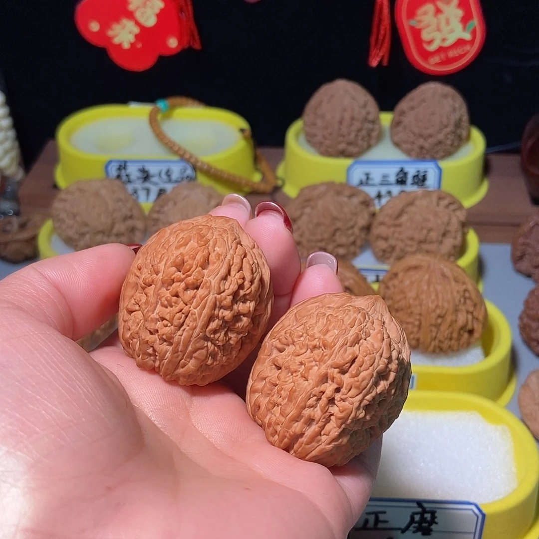 文玩核桃吊坠暖****?蒜头