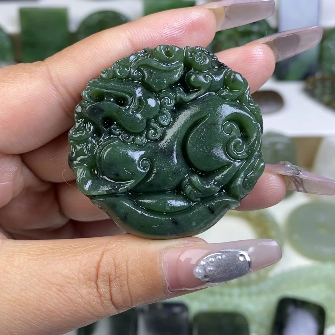 和田玉吊坠未镶嵌