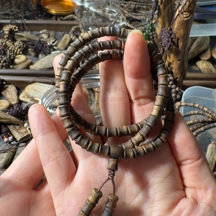 沉香沉香碎屑九九沉绿奇楠沉香11克