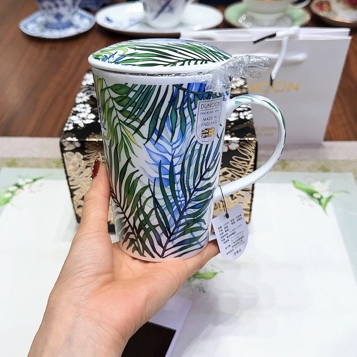 瓷片杯子杯子杯子水杯杯子水杯