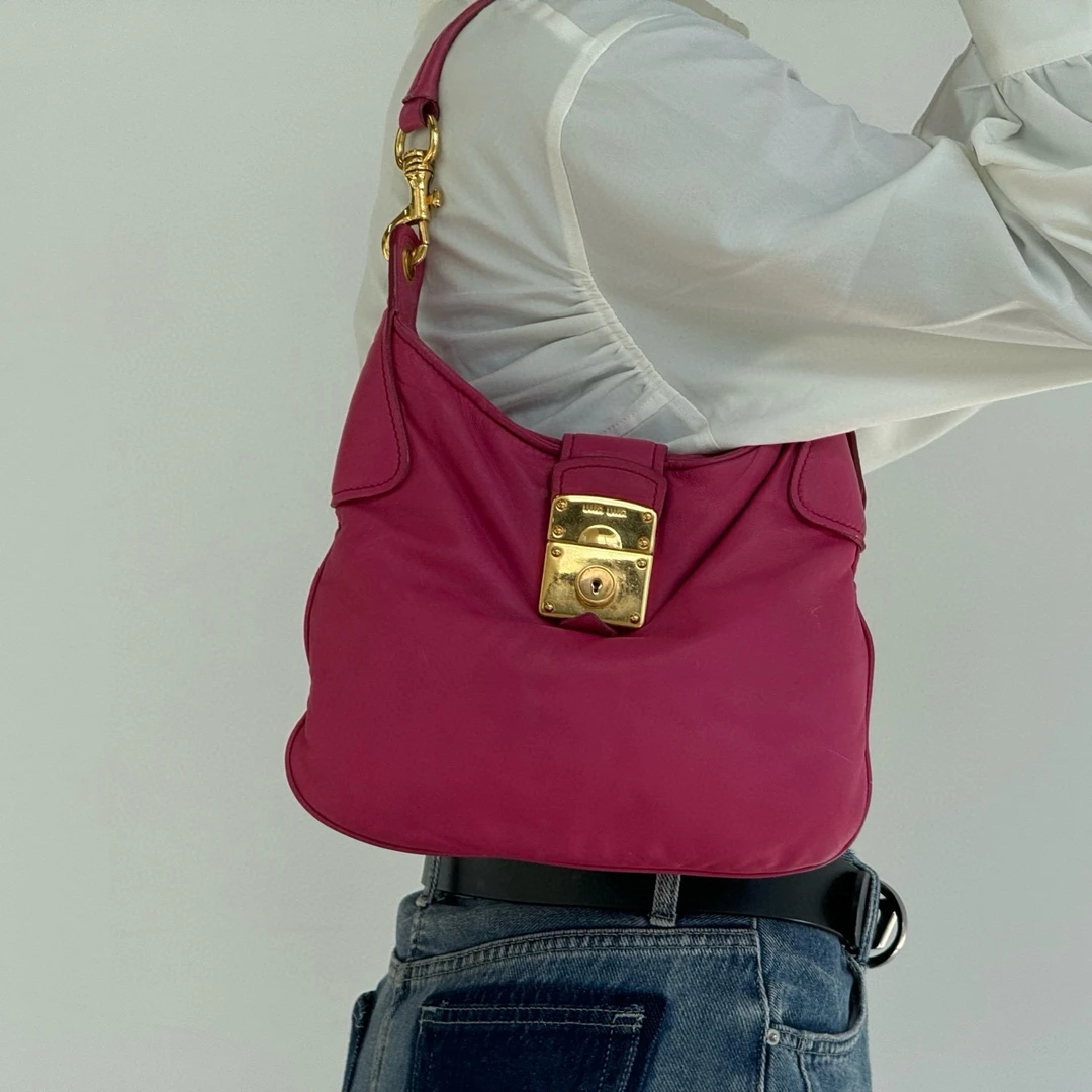 95新 MIU MIU/缪缪 miumiu玫粉色腋下单肩包