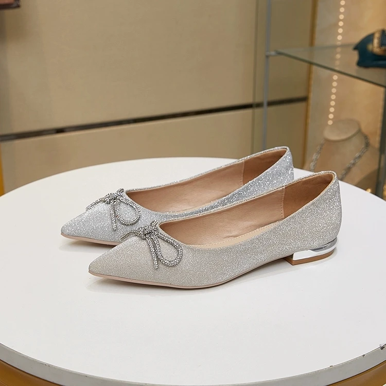 尖头蝴蝶结平底单鞋低跟粗跟高跟瓢鞋春季百搭软底豆豆鞋气质跟鞋