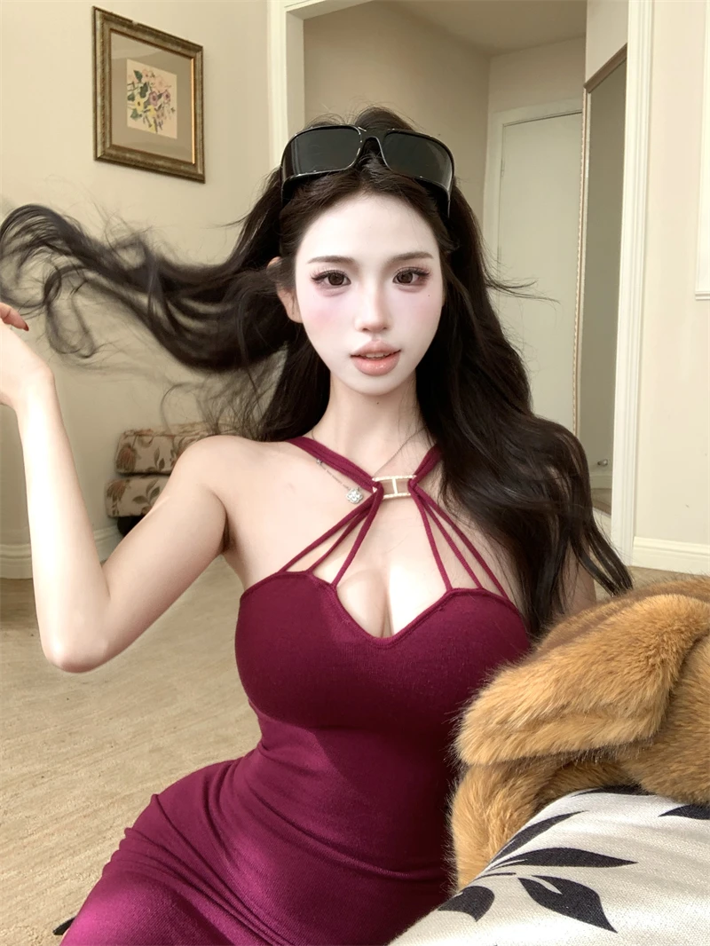 【迷雾迭香】2025秋冬新款气质纱线特调紫交叉绑带挂脖修身连衣裙女