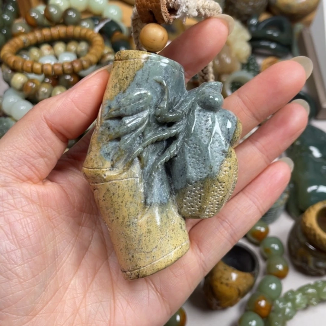 【闪购商品】岫岩河磨玉（透闪石质玉）未镶嵌把件