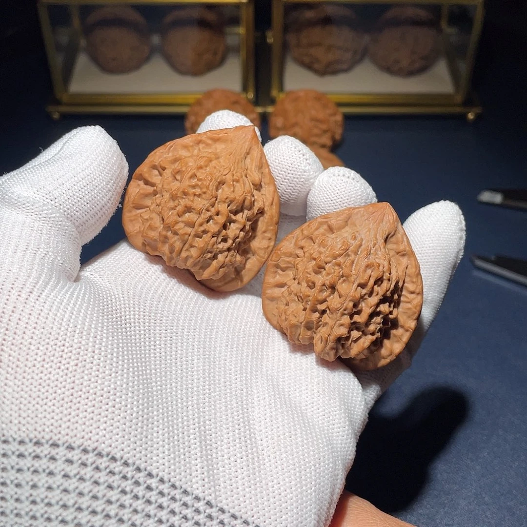 文玩核桃吊坠41朱雀