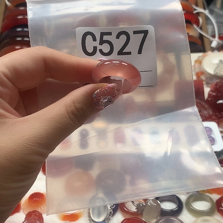 耕***获手镯玛瑙/玉髓未镶嵌