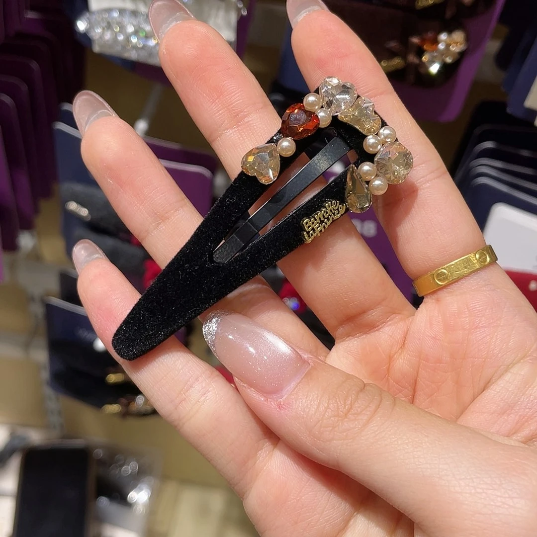 布艺非金属黑三角爆米花