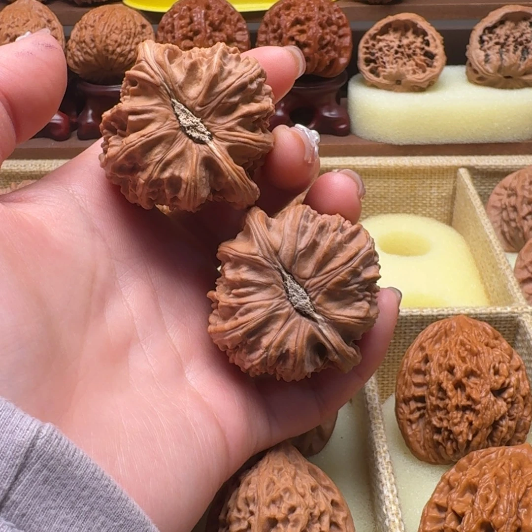 吊坠文玩核桃44白狮子