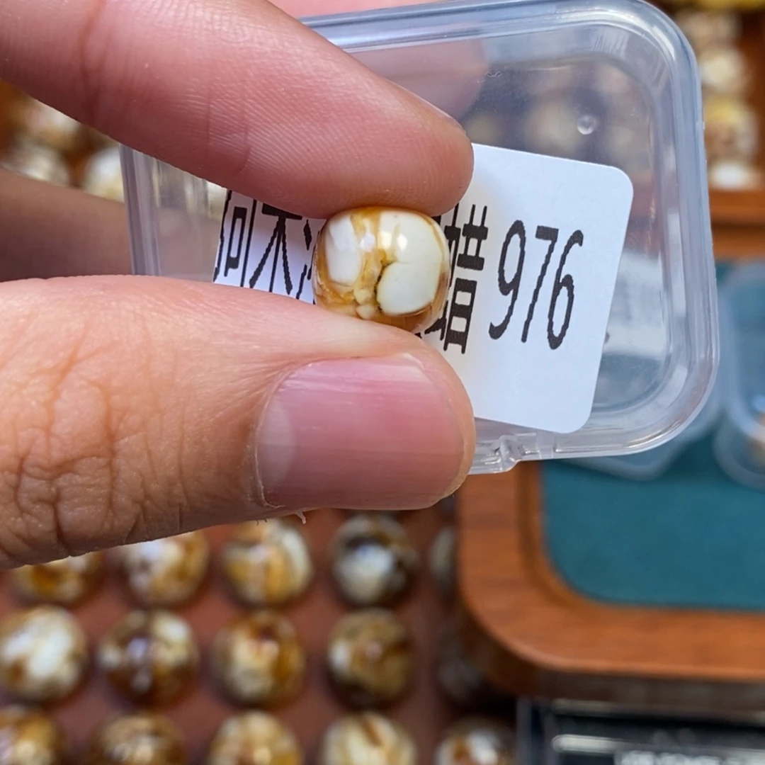 把件猴头核桃沁色圆珠老型976